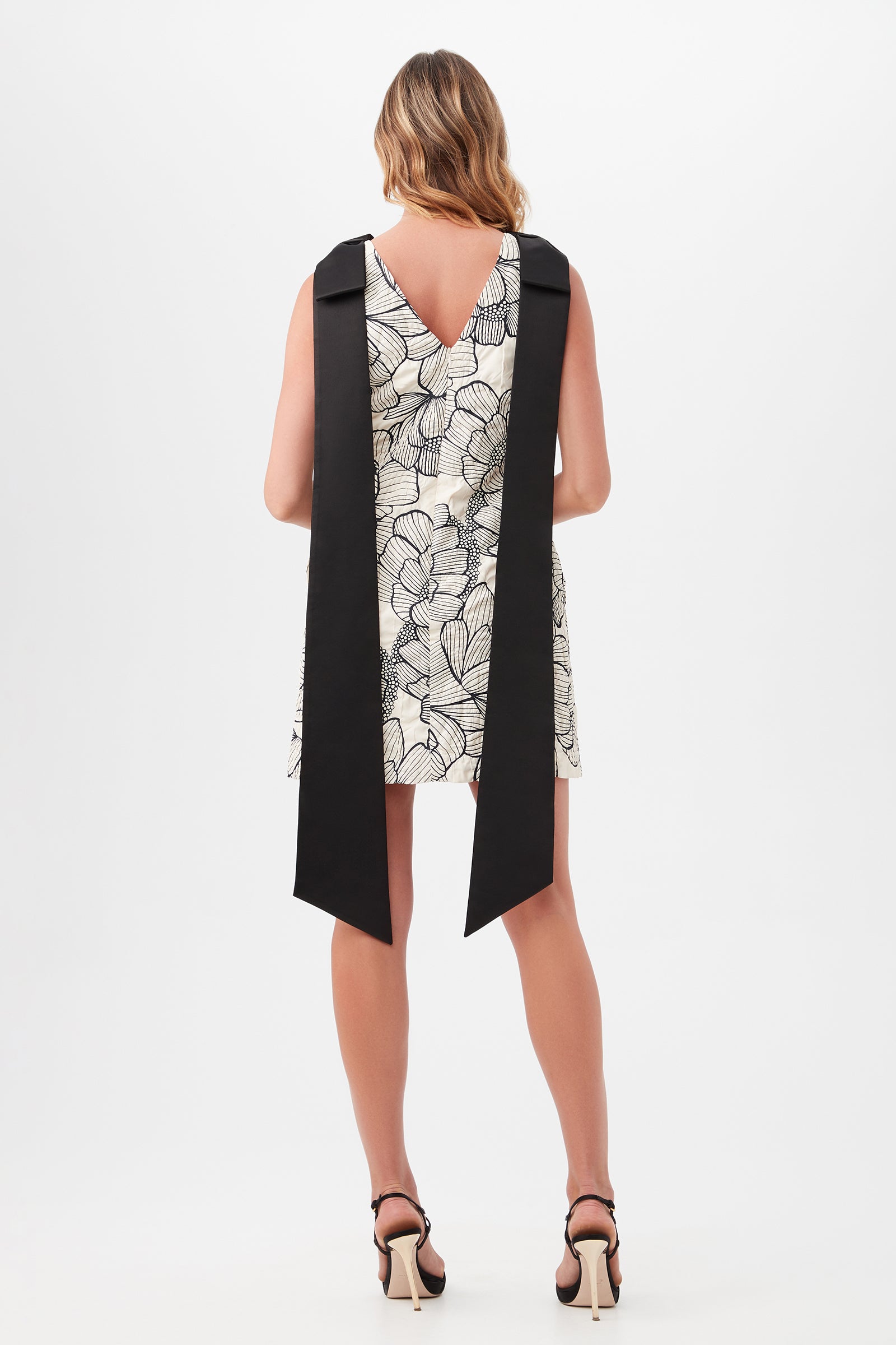 SAVANNA SAND/BLACK