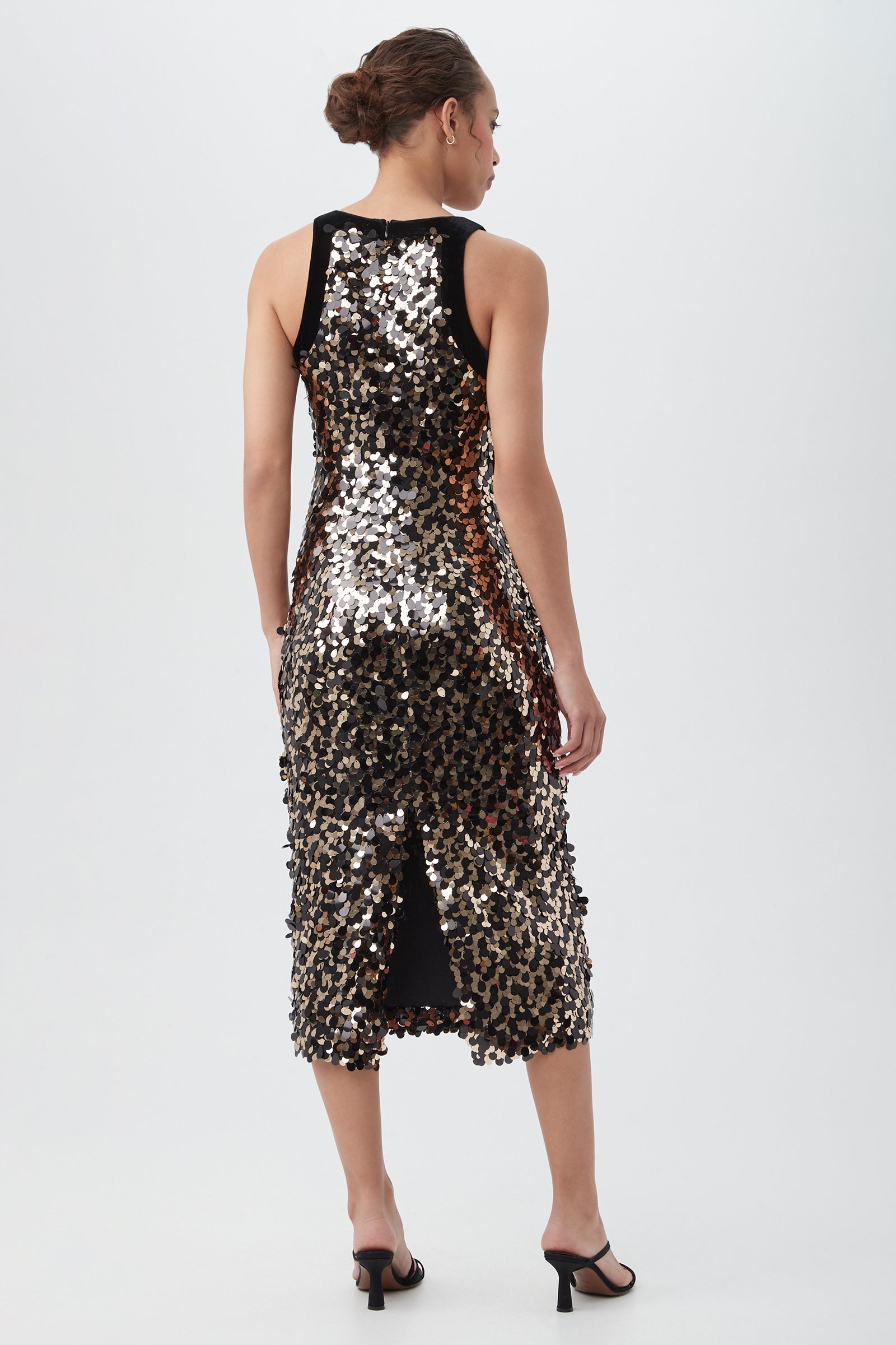 BLACK/GOLD
