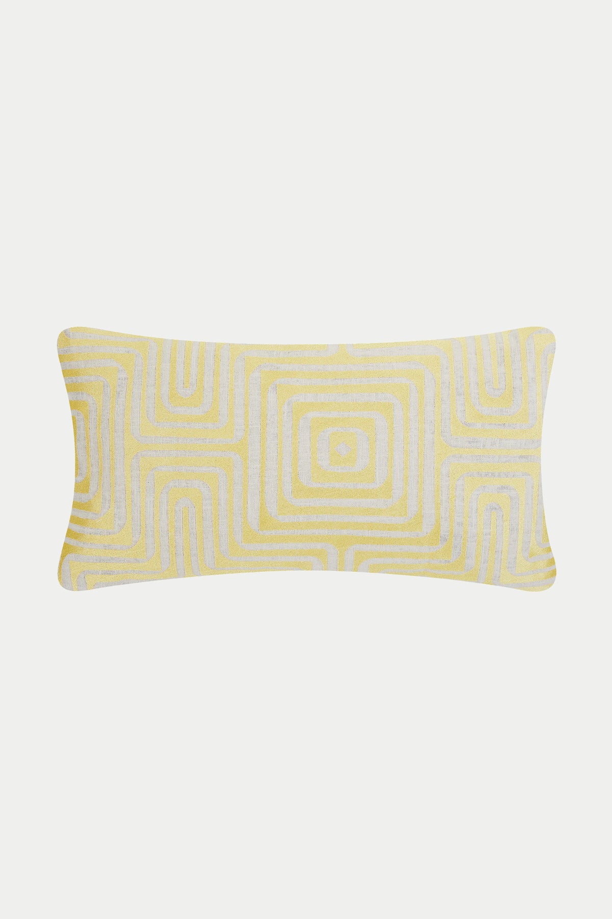 Of course! Please provide the keywords you'd like me to use for the AMAZING MAZE EMBROIDERED PILLO in GOLD.