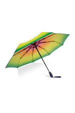 TRINA TURK RAINBOW SUNSET OMBRE COMPACT UMBRELLA in TRINA TURK RAINBOW SUNSET OMBRE COMPACT UMBRELLA additional image 3