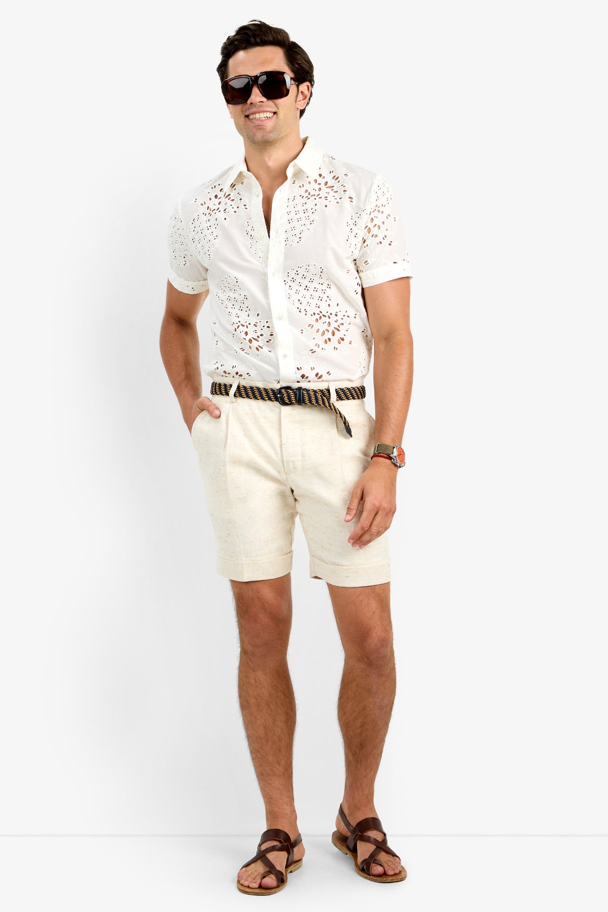 Of course! Please provide the keywords you’d like me to blend into the OLIVER PLEATED SHORT description in Linen Affair.