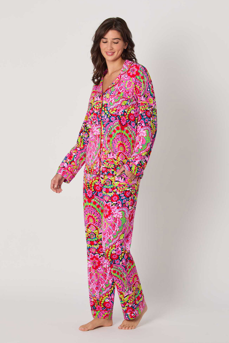 Of course! Please provide the keywords you'd like me to use for the LAS FLORES L/S CLASSIC PJ SET.