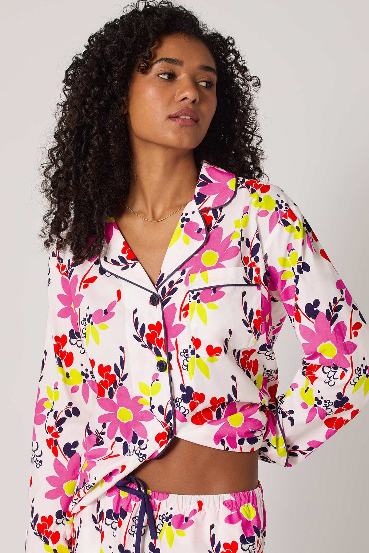 Of course! Please provide the keywords you’d like blended into the WHIMSICAL FLORAL LS CLASSIC PJ description.