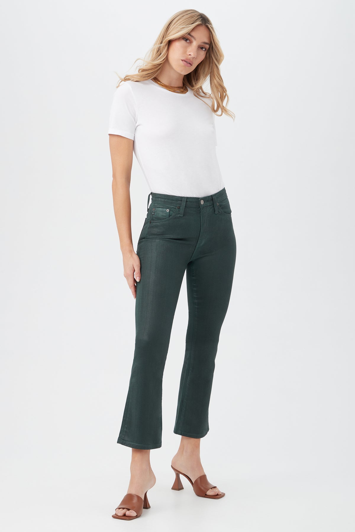 GREEN