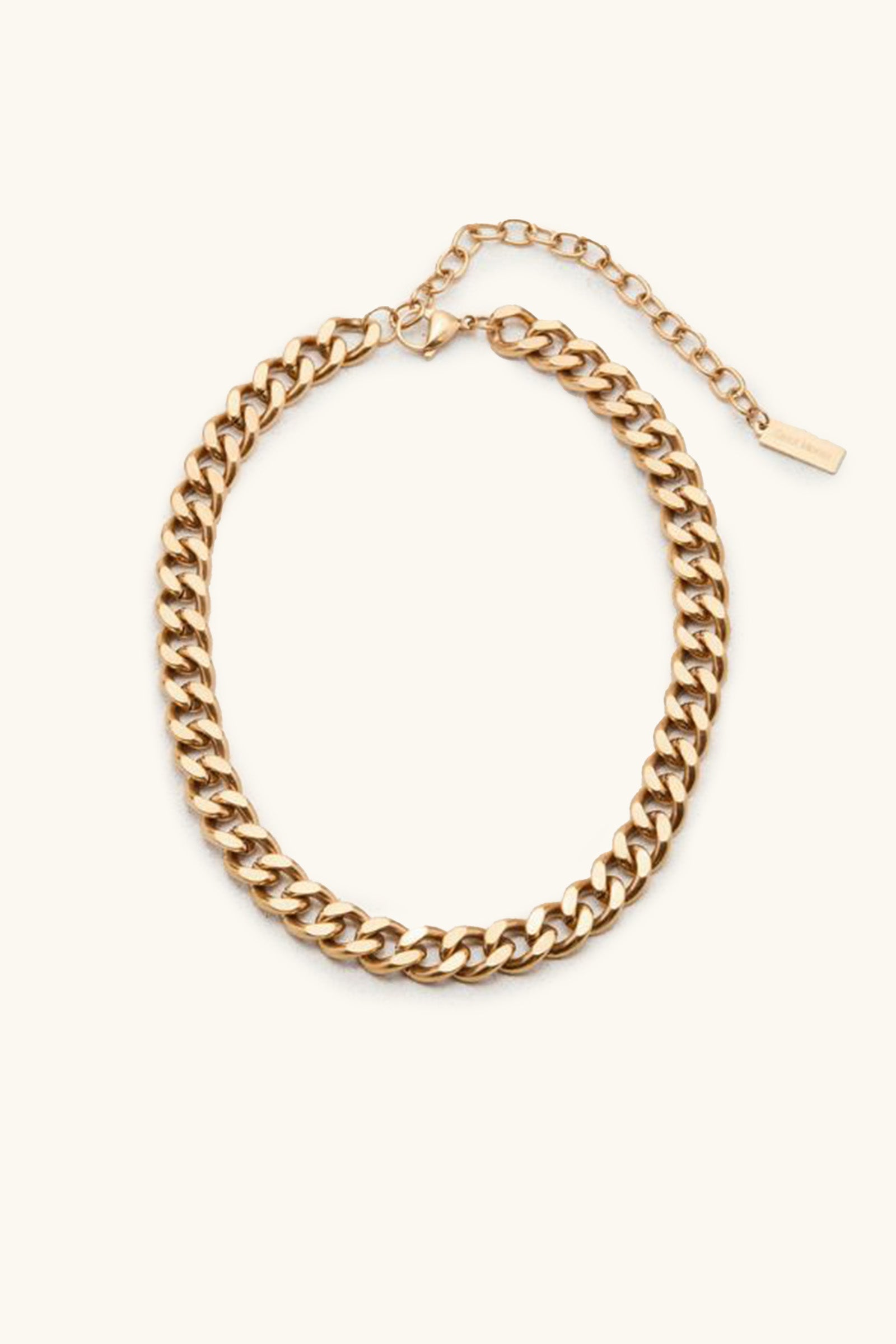Alize Necklace