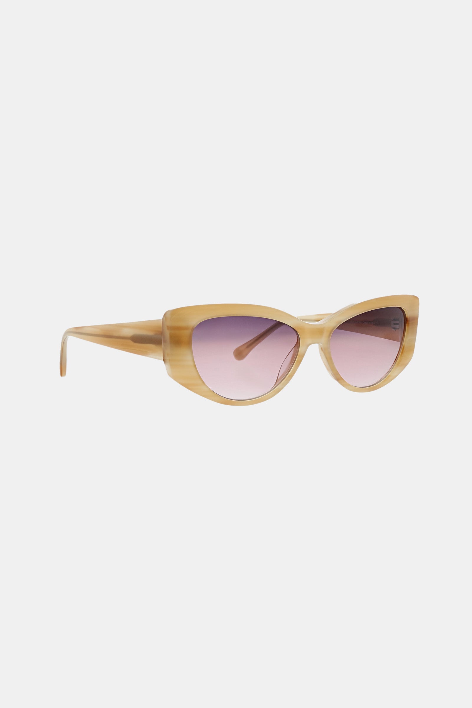 Of course! Please provide the keywords you'd like me to use for the CHESIL SUNGLASS.