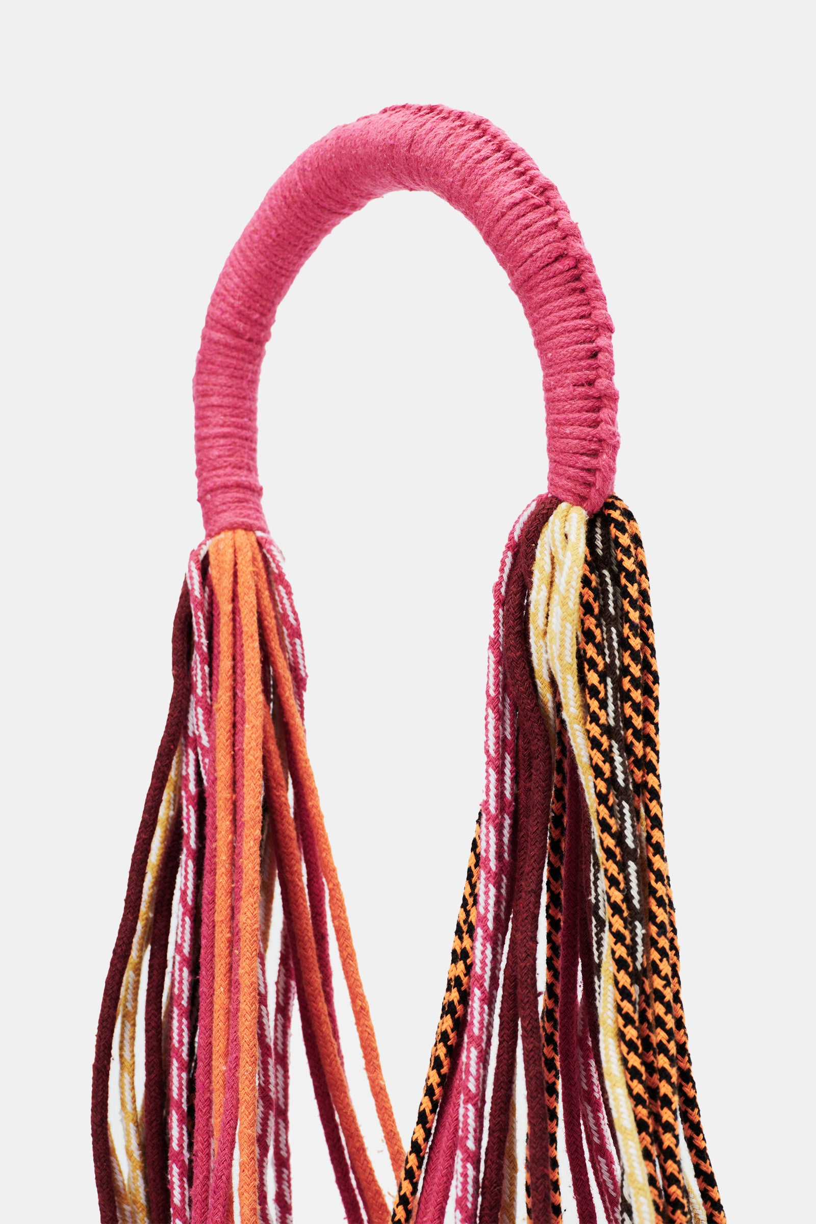 Of course! Please provide the keywords you'd like me to use for the NANNACAY KIM WOVEN BAG.