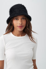TT ANGORA BUCKET HAT in BLACK