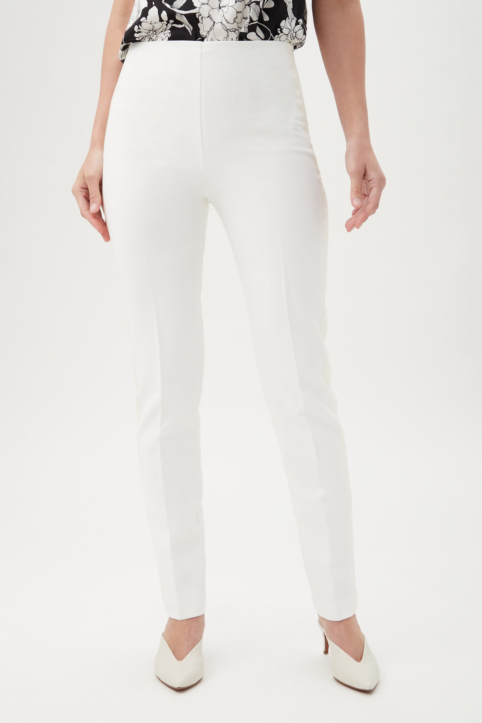 WINTER WHITE