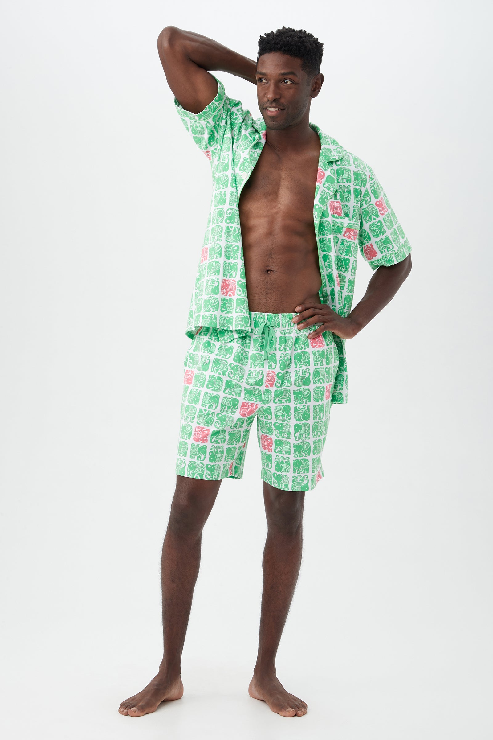 GREEN