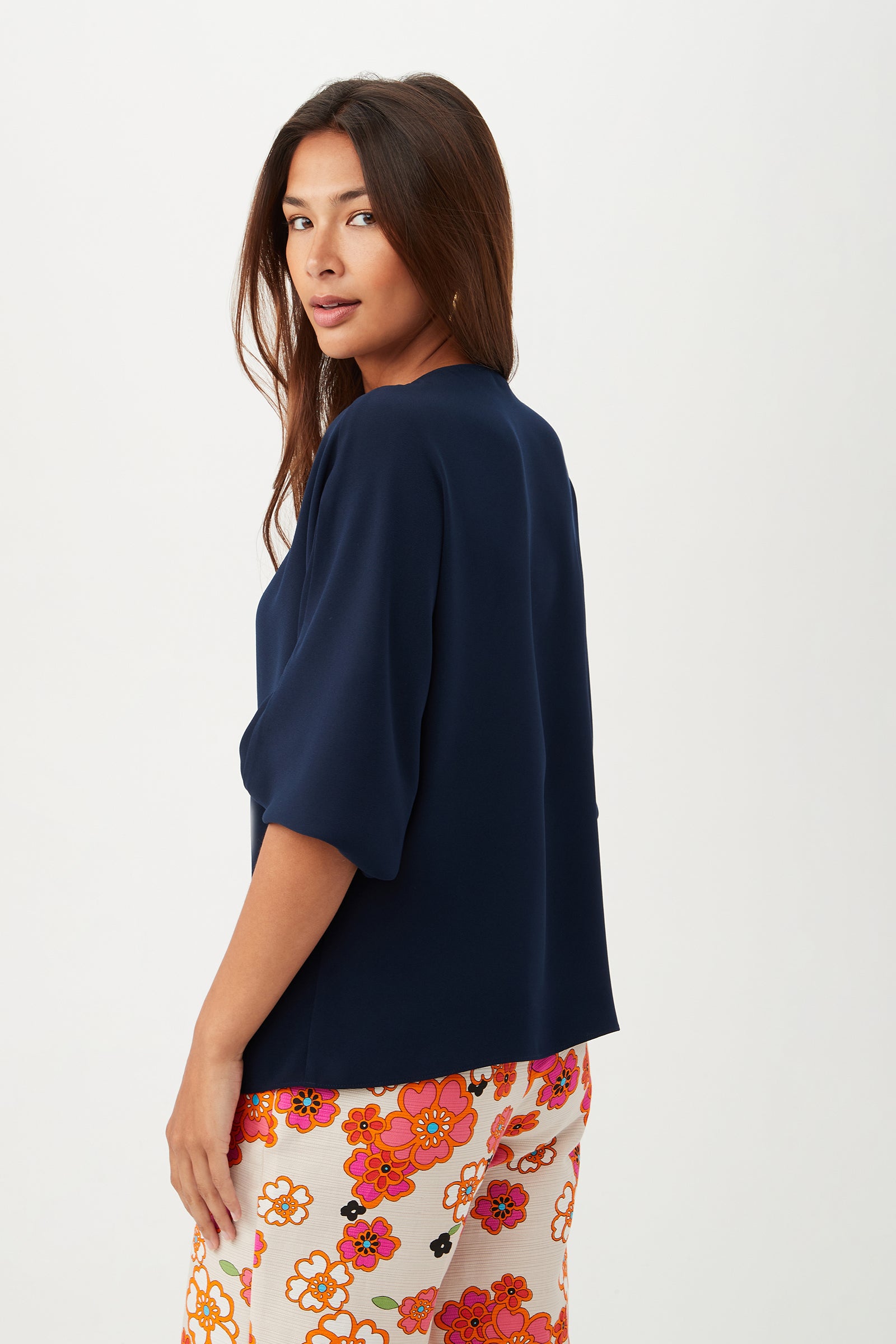 SAIL TOP