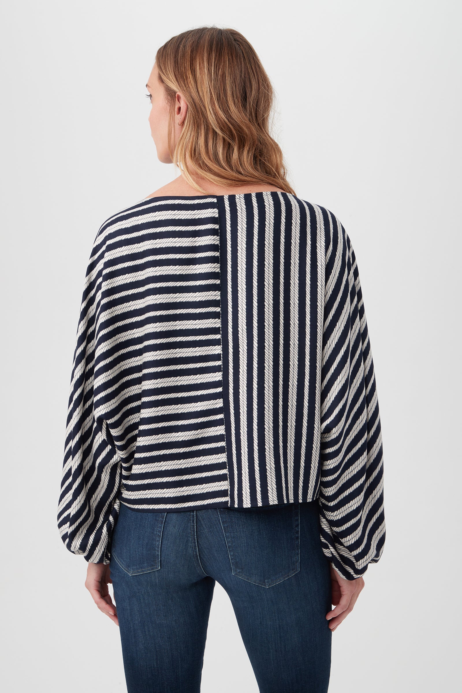 INDIGO/WHITEWASH