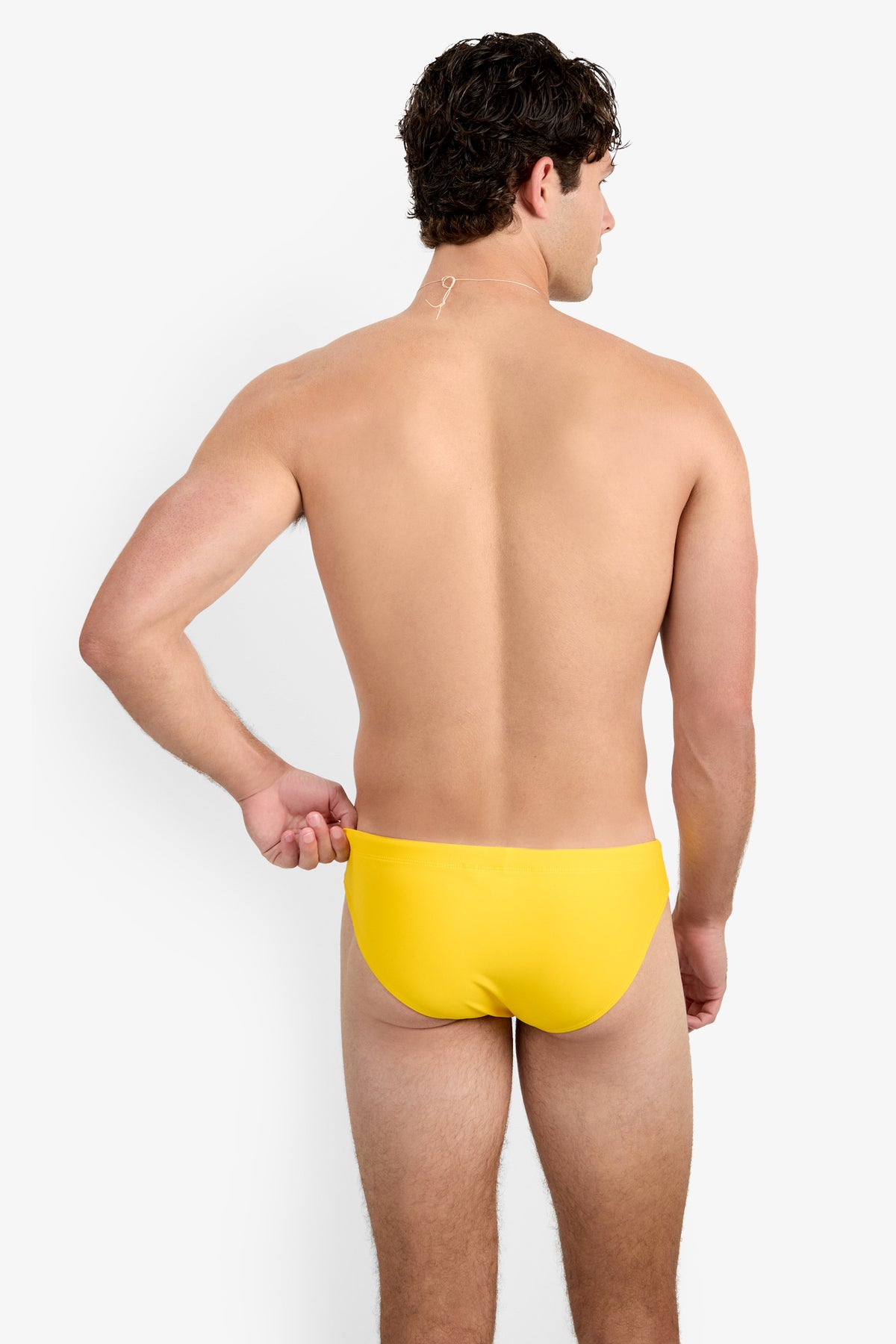 Of course! Please provide the keywords you'd like me to use for the BONDI BEACH SWIM BRIEF.