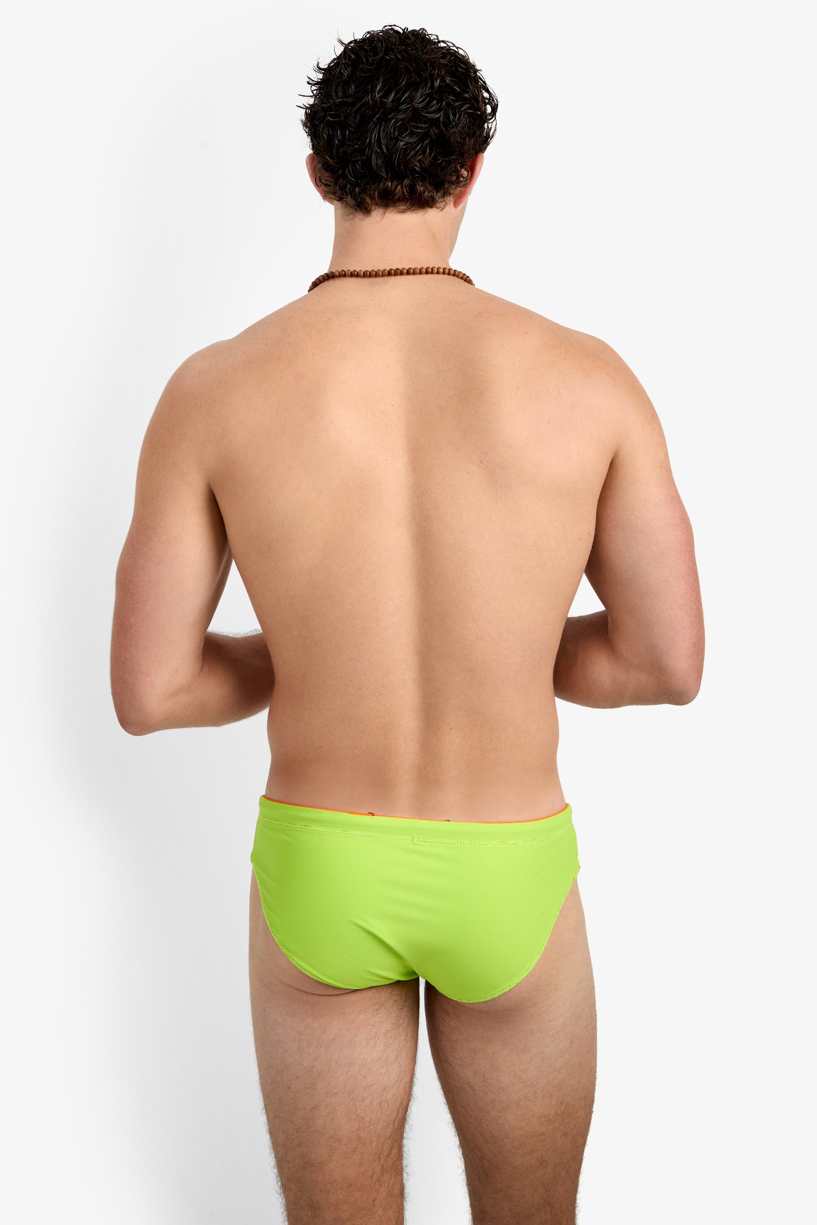 Of course! Please provide the keywords you'd like me to incorporate into the PALM BEACH SWIM BRIEF description.