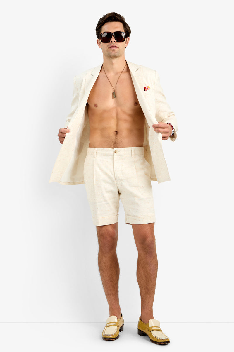 Of course! Please provide the keywords you’d like me to use for the DWIGHT BLAZER.