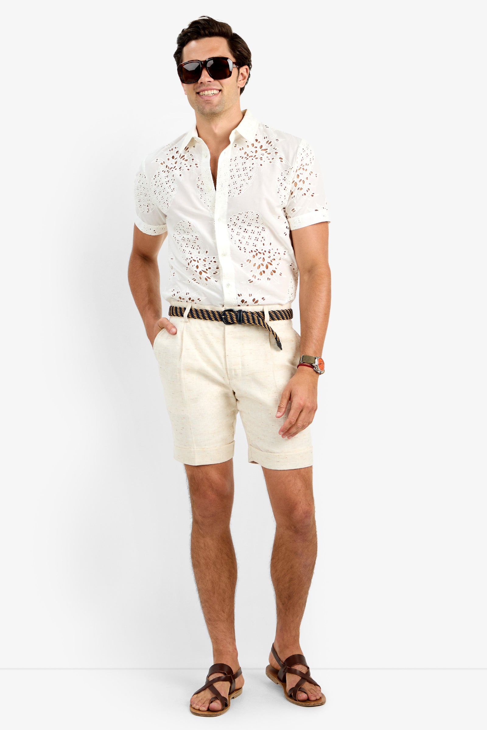 Of course! Please provide the keywords you’d like me to blend into the OLIVER PLEATED SHORT description in Linen Affair.