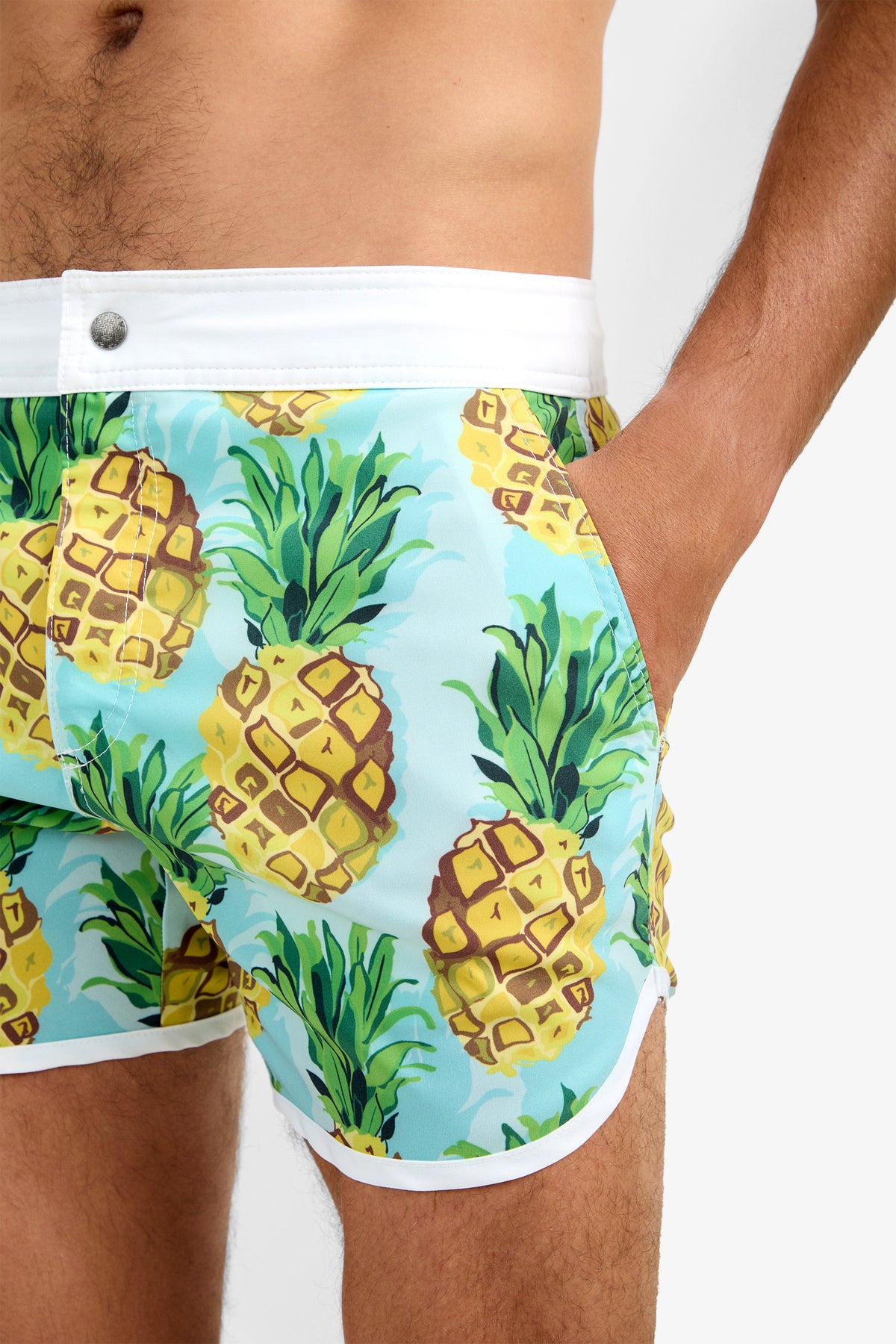 Of course! Please provide the keywords you’d like me to use for the SURFSIDE BOARD SHORT.