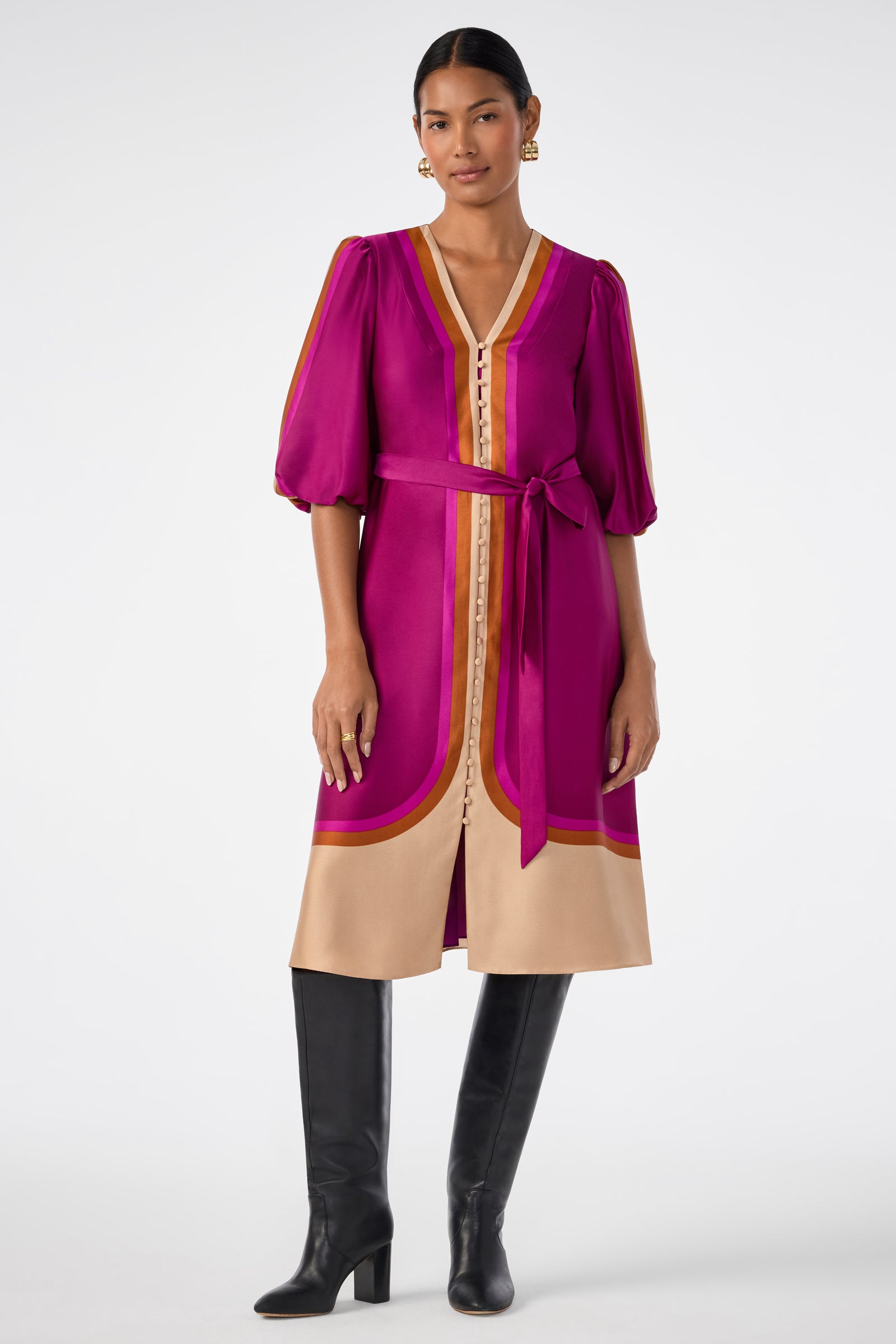 A woman wearing the Linden Dress.