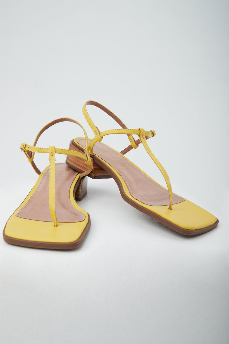 Sandal t outlet