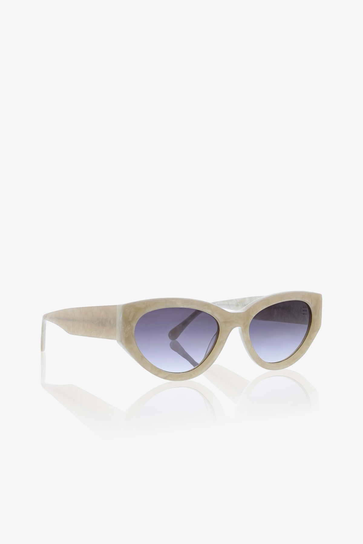 Boulders Sunglass in beige showcases bold cat-eye frames with dark gradient lenses, presented on a white background with a soft reflection beneath.