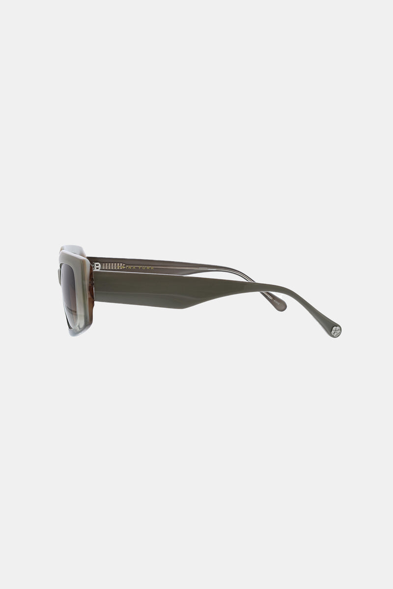 Of course! Please provide the keywords you'd like me to blend into the WASAGA SUNGLASS description.