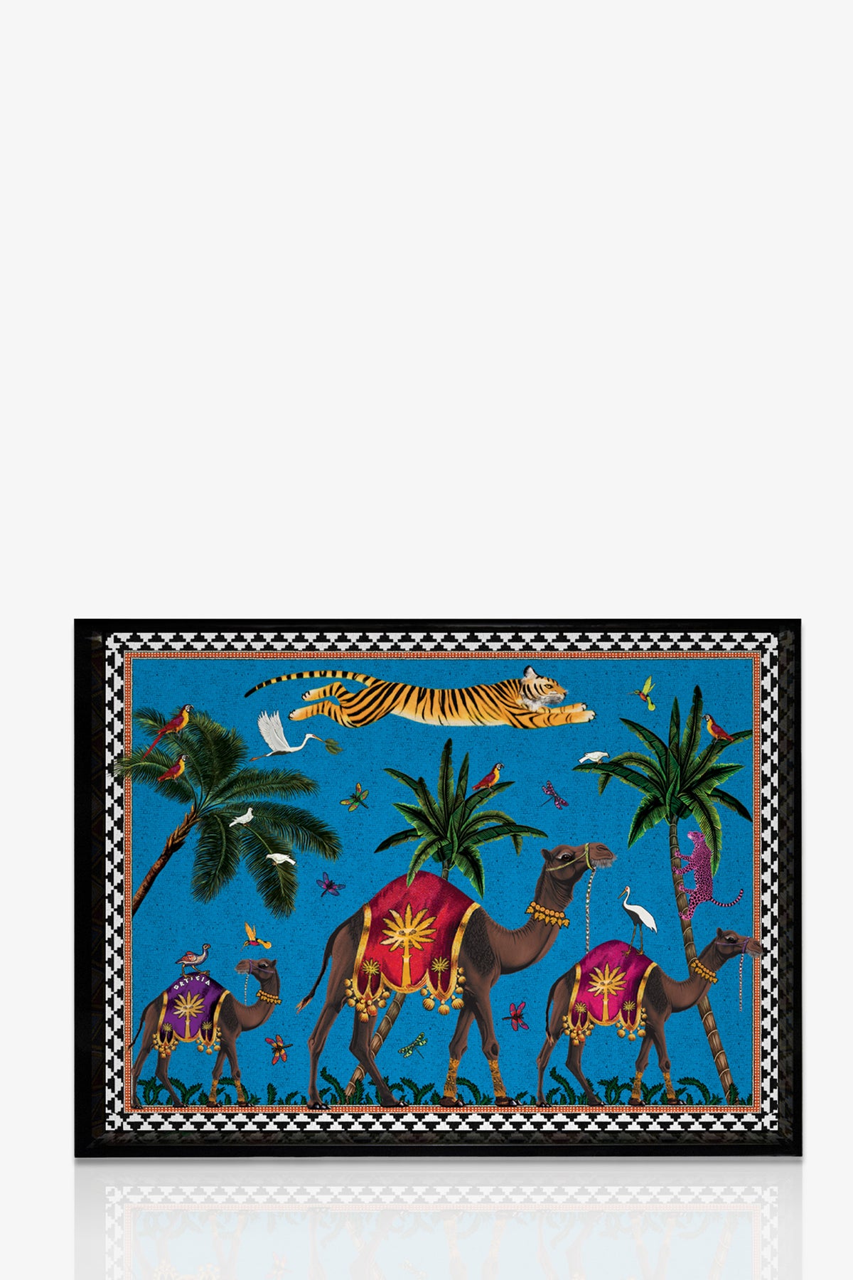 Of course! Please provide the keywords you'd like me to include for the Ortigia Flying Tiger Small Tray.