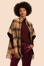 SCOTLAND CAPE in CAMEL/BLACK NEUTRAL additional image 3