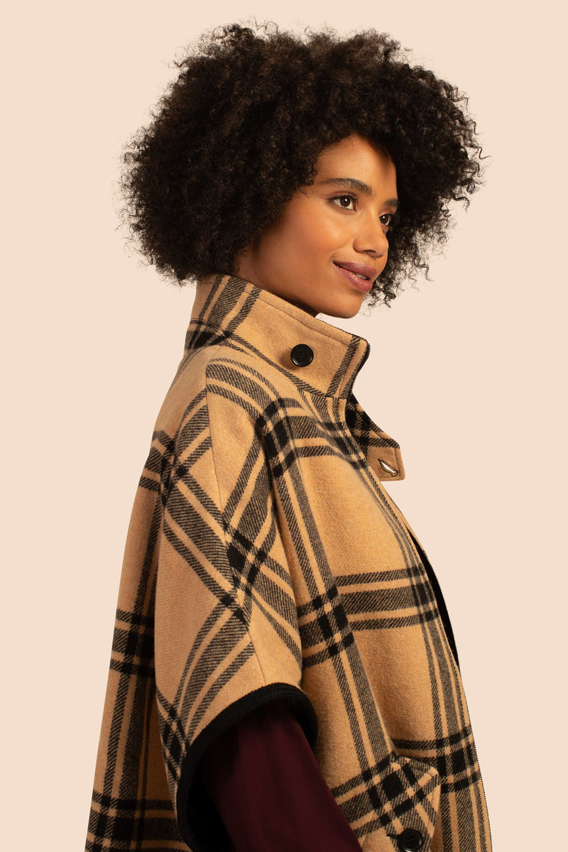 SCOTLAND CAPE in CAMEL/BLACK NEUTRAL additional image 5