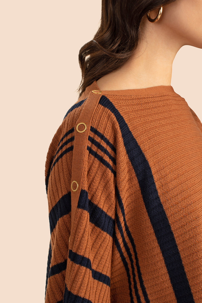 CHIC WRAP in NUTMEG/INDIGO additional image 2