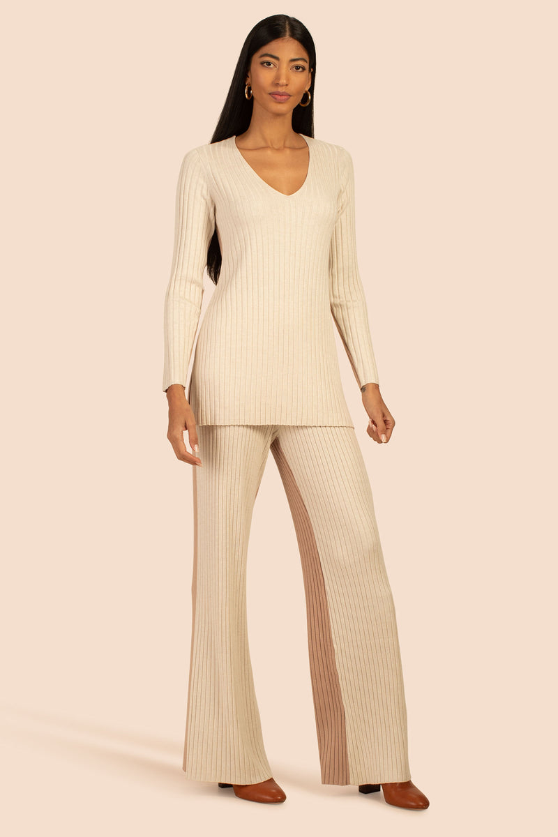 ZOEY V-NECK PULLOVER in NEUTRAL MULTI additional image 3