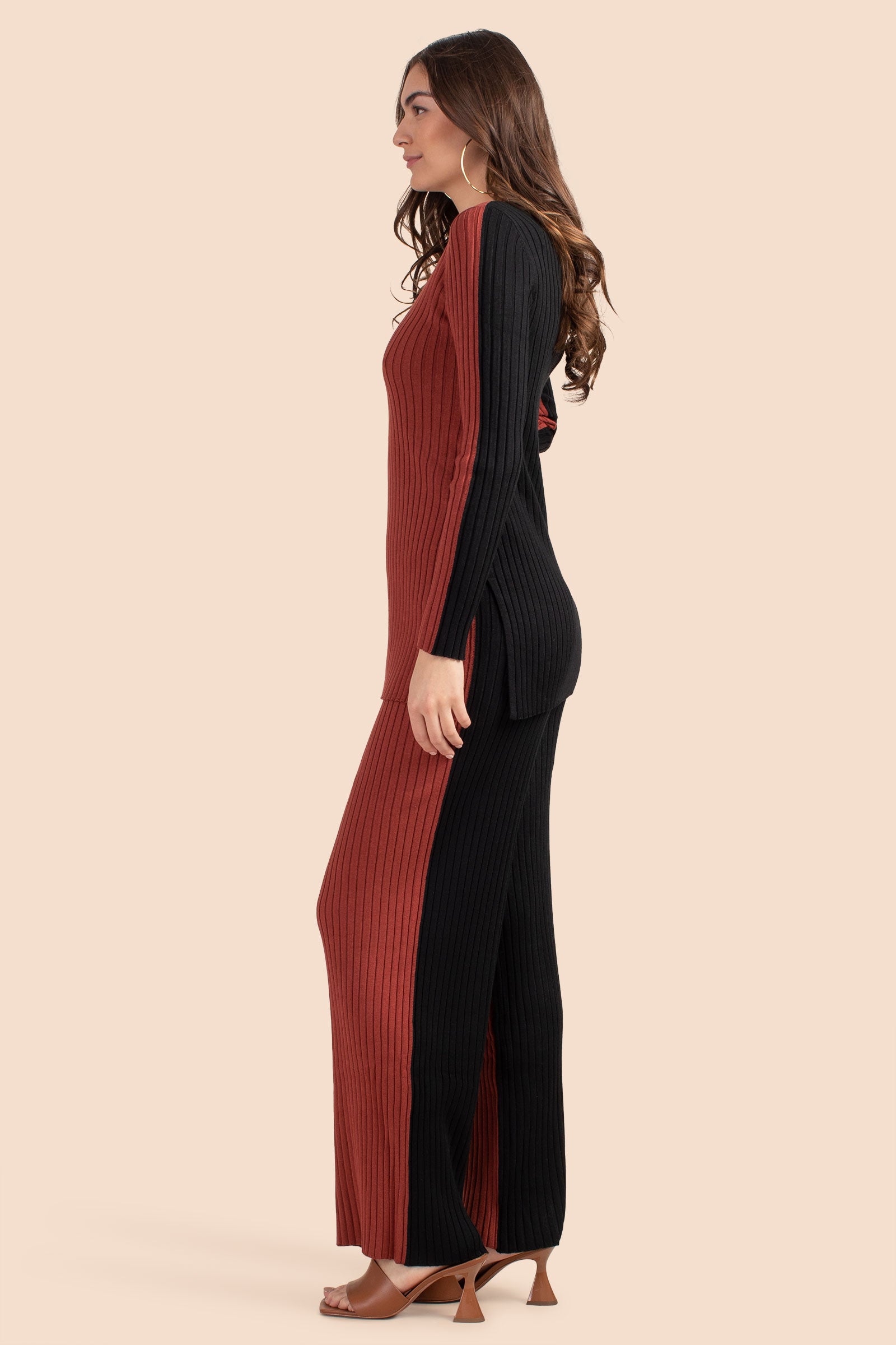 CINNAMON/BLACK