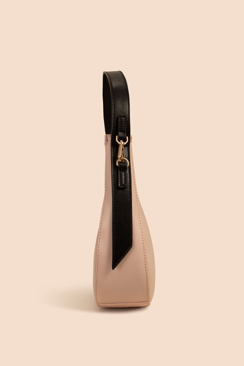 BRASILIA CIRCLE HOBO in BLUSH PINK additional image 4