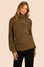 ELARA PULLOVER in GOLD additional image 4