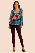 AG FARRAH VELVET PANT in Maroon additional image 3