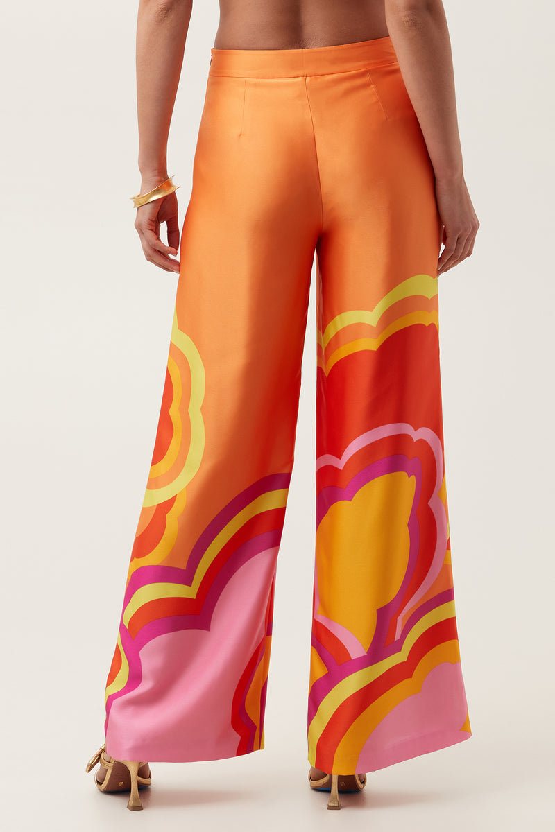 LONG WEEKEND 2 PANT in TANGERINE DREAM MULTI additional image 1