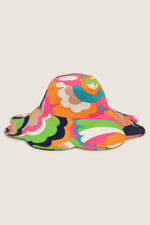 FLORAL CLOUD SCALLOP SHADE HAT in MULTI