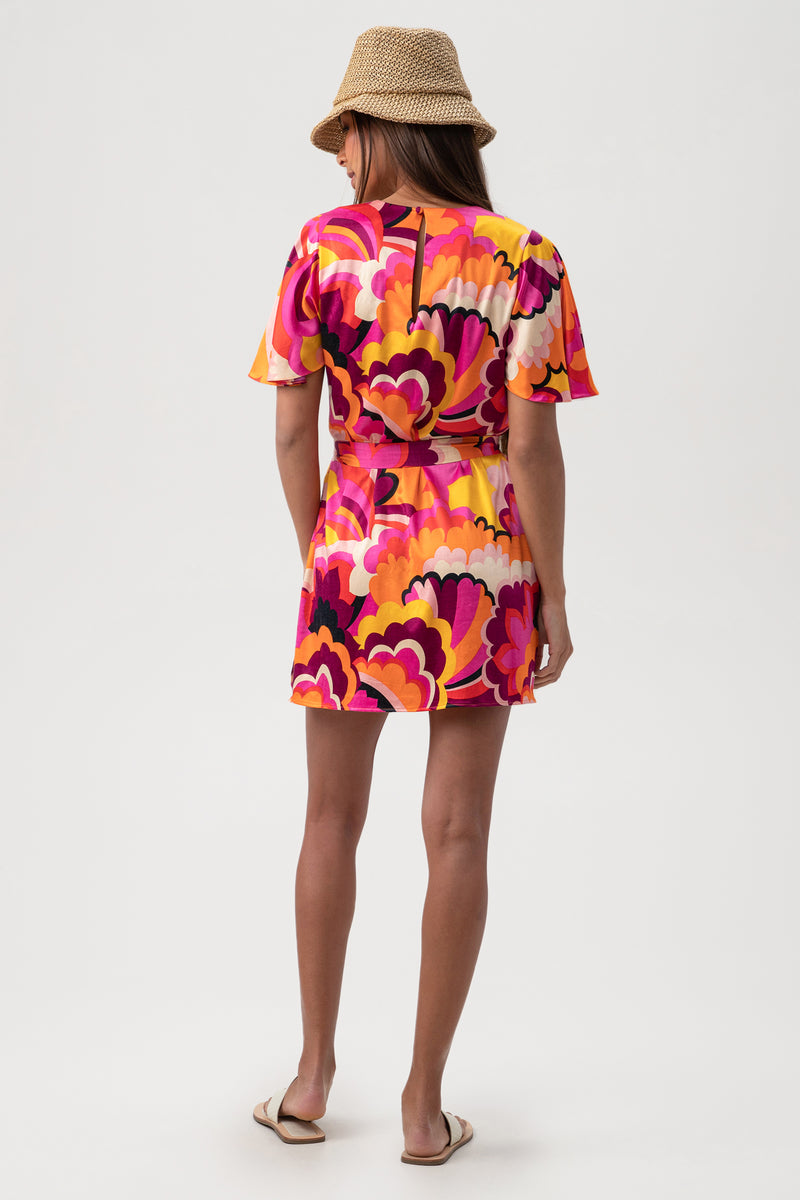 FAN FAIRE FLUTTER SLEEVE TUNIC SWIM COVER-UP in MULTI additional image 2