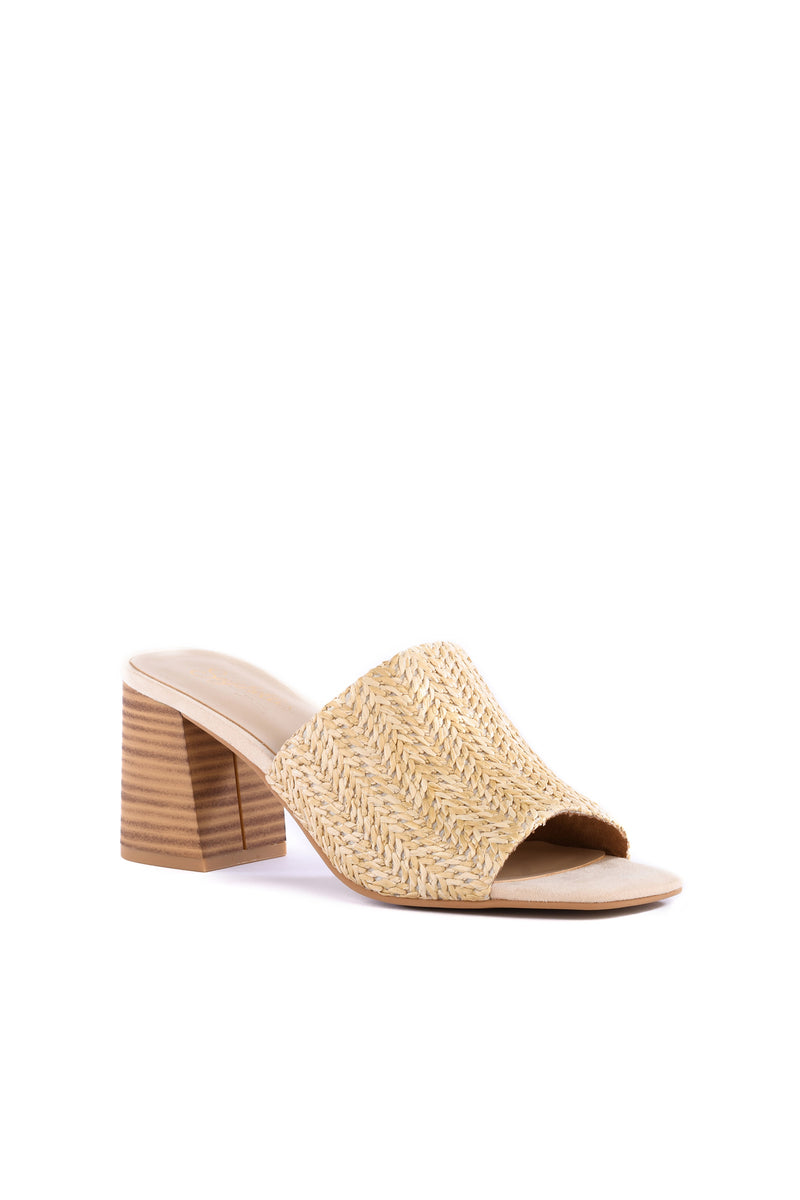 ADAPT RAFFIA MULE in NATURAL