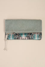 ANASTASIA SNAKE CLUTCH in TEAL