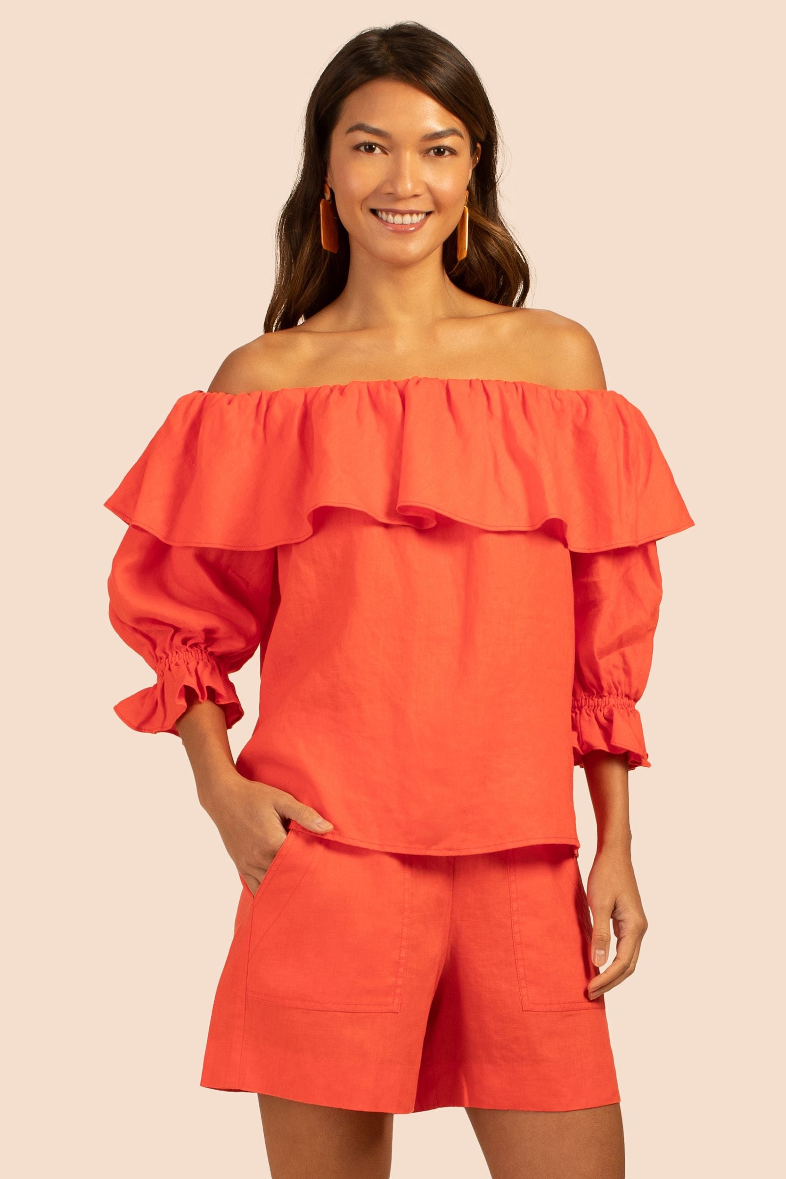 SOOTHE SHORT – Trina Turk