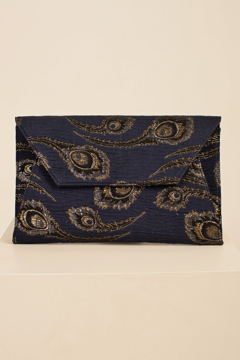 PAVO JACQUARD CLUTCH in NIGHT SKY additional image 2